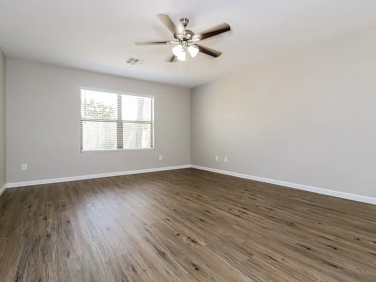16910 W Marconi Ave — Photo 9