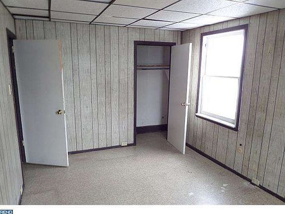 5th image of 6524 Woodland Ave