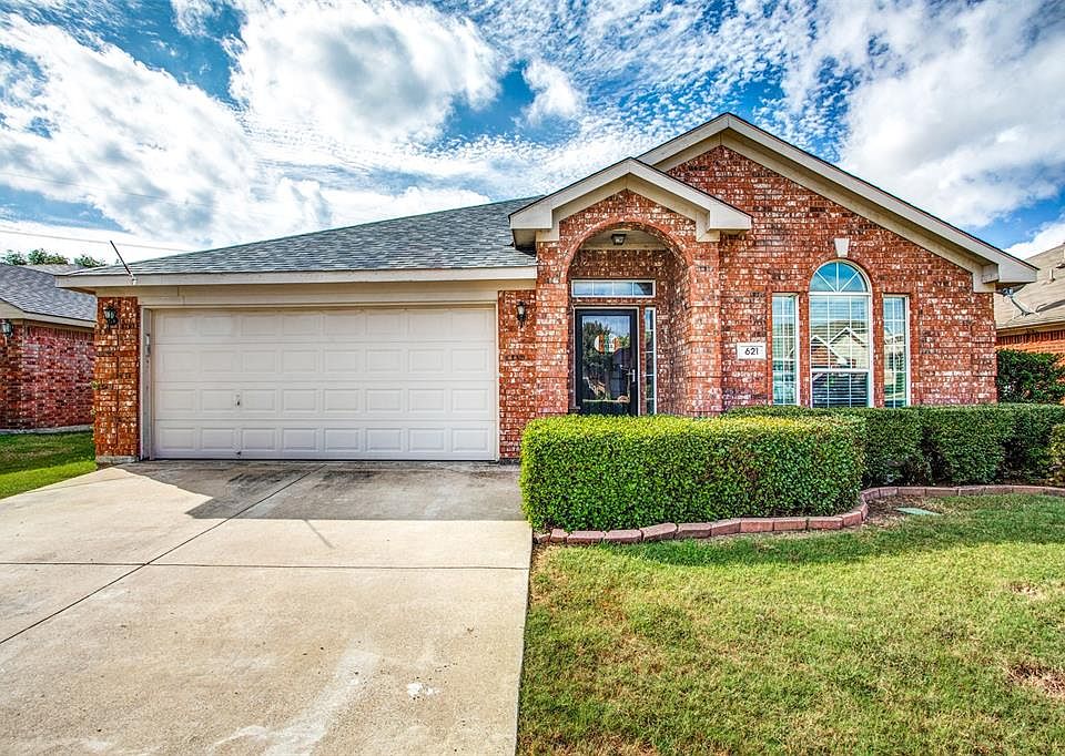 1st image of 621 Destin Dr