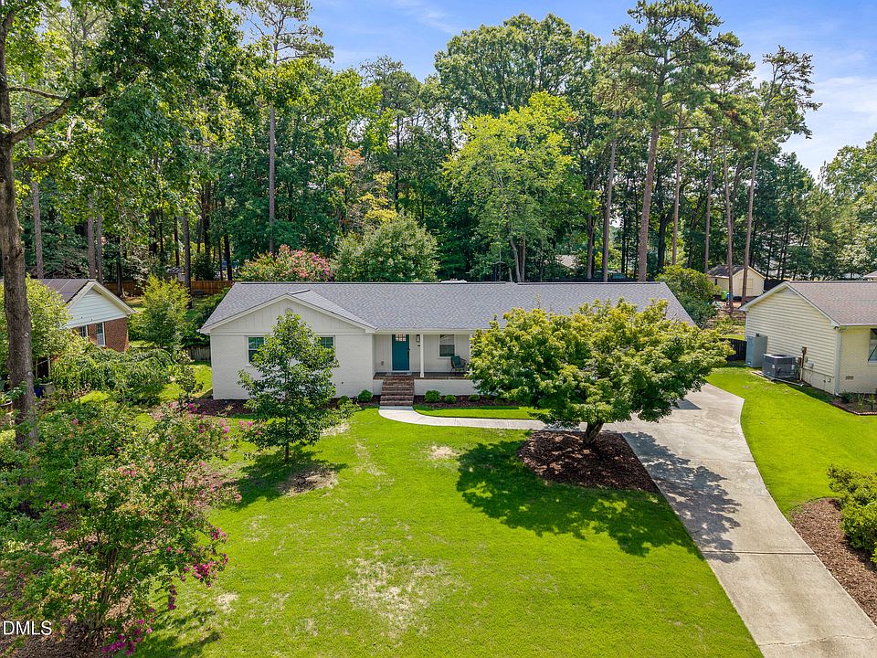1st image of 6704 Valley Dr