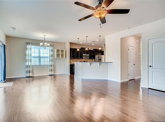 5th image of 7715 Kelburn Ln