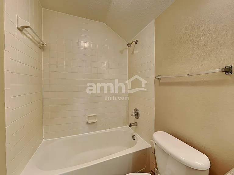 11525 Andy Dr — Photo 17