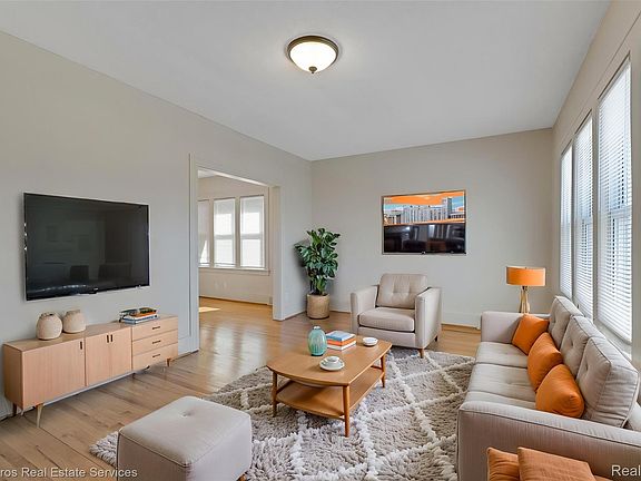 3rd image of 926-928 Nottingham Rd