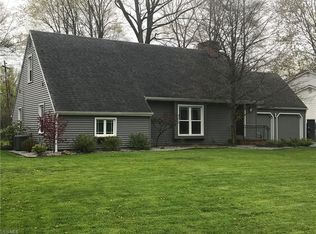 1013 Westport Cir, Youngstown, OH