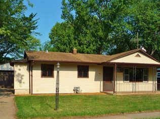 7806 Randy Rd, Machesney Park, IL 61115