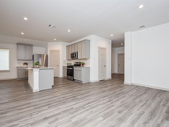 4th image of 7827 Sleek Flock Ln