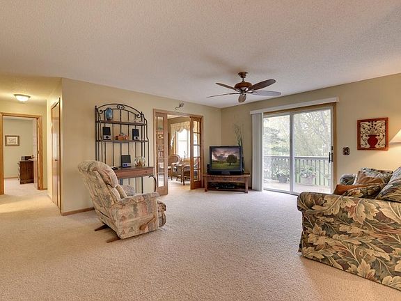 3rd image of 4349 Buckingham Ct
