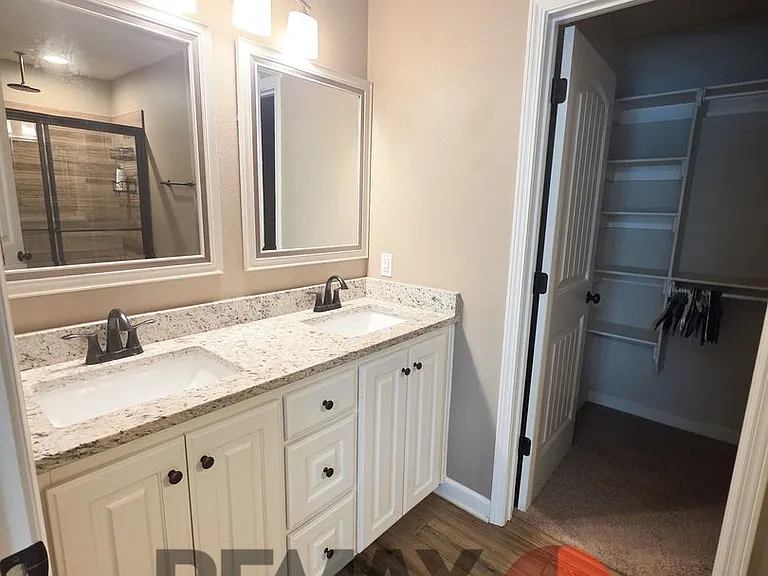 21 Kasidyann Ct — Photo 6
