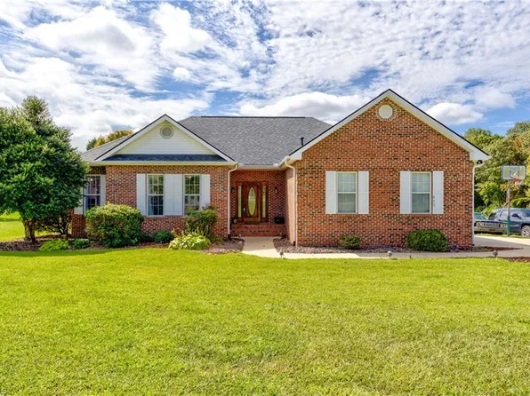 845 Enterprise Rd, Lexington, NC 27292