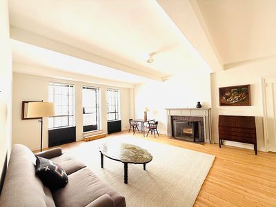 353 W 56th St APT 10E, New York, NY, 10019