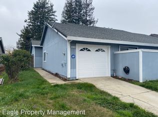 9316 Aizenberg Cir, Elk Grove, CA 95624