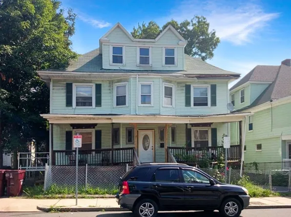 55 Angell St, Dorchester, MA 02124