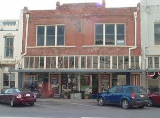 321 N Main St, Bonham, TX 75418
