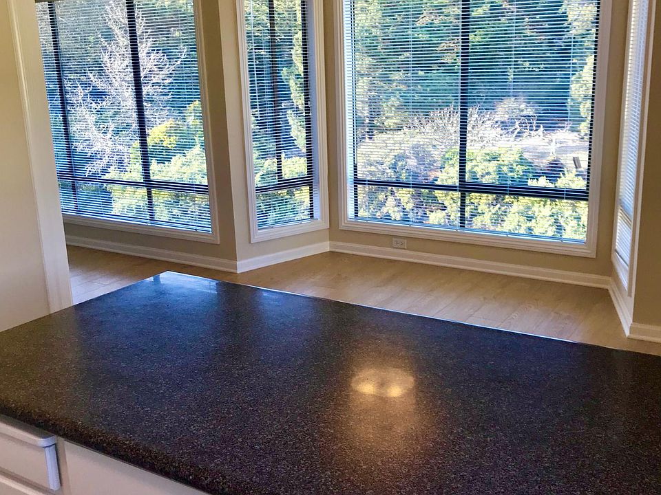 1st image of 1601 Lincoln Way