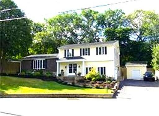 1st image of 133 Hickory Ln