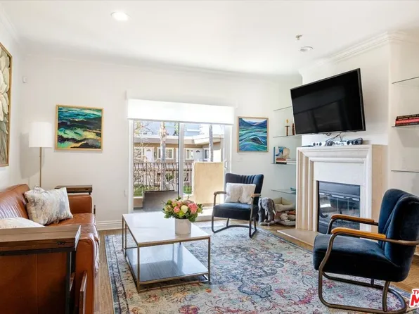 4394 Farmdale Ave APT 202, Studio City, CA 91604