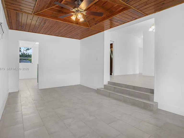 6339 SW 32nd St — Photo 25