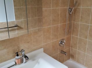 1935 Gates Ave, Ridgewood, NY 11385