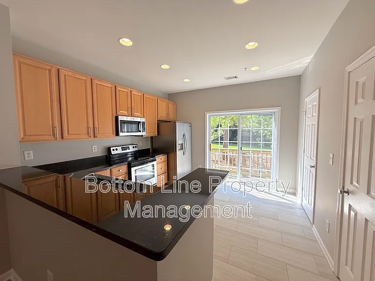 1131 Ilana Ct — Photo 7