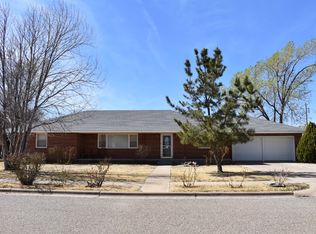 1301 Pierce Ave, Friona, TX 79035