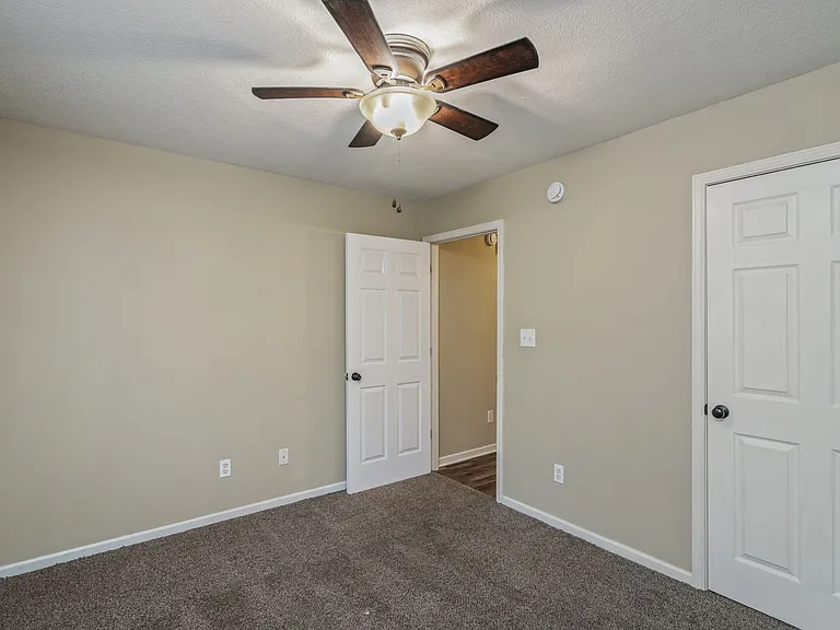 (ACHTK) Boyds Creek Highway (4 Units) - 2318 — Photo 12