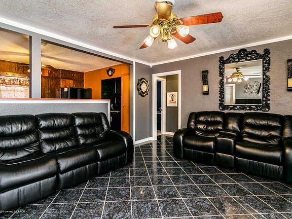 4th image of 4203 SE 12th Ave