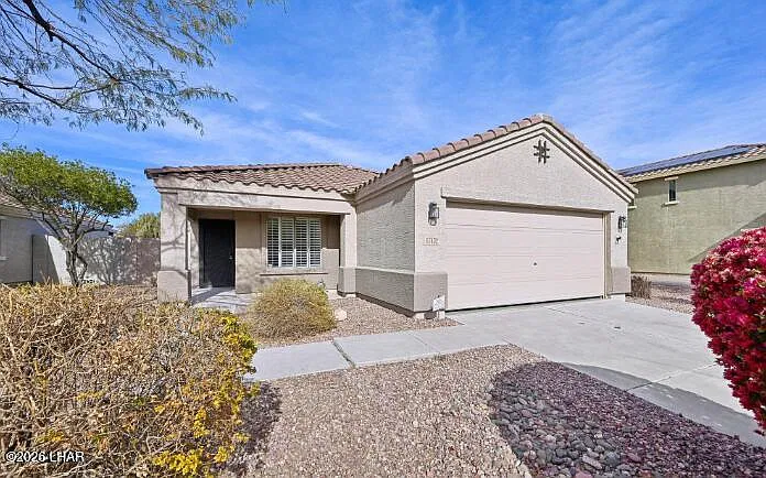 3 bed, 2.0 bath, 1265 sqft, $1,950 — Photo 1