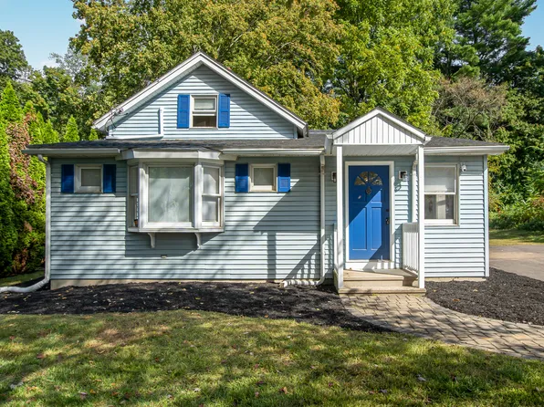 21 Maple Avenue, East Windsor, CT 06016