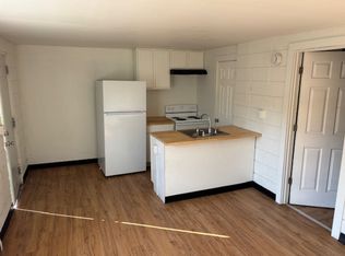 224 Cooper St Apartments, Pekin, IL 61554