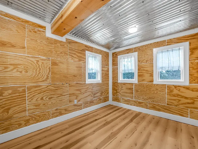 10011 Little Creek Cir — Photo 23