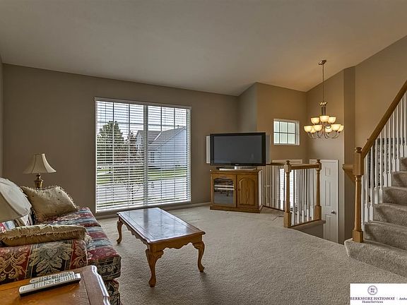 5th image of 3020 N 150th St