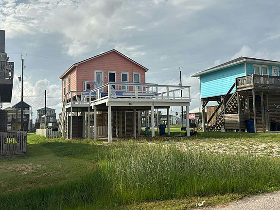 3rd image of 710 Seashell Dr