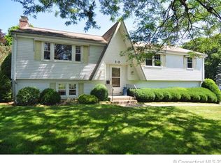 10 Hatchet Rd, Windsor, CT 06095
