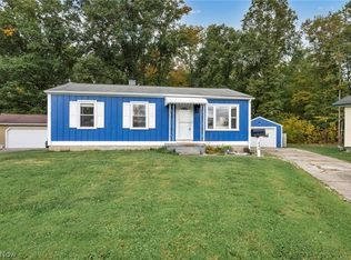 446 Circle Dr, Newton Falls, OH 44444
