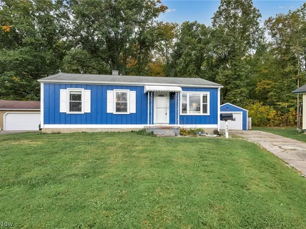 446 Circle Dr, Newton Falls, OH 44444