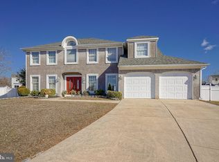 14 Grant Cir, Sewell, NJ 08080