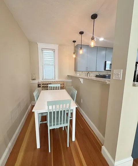 211 W 8th St #2 — Photo 9