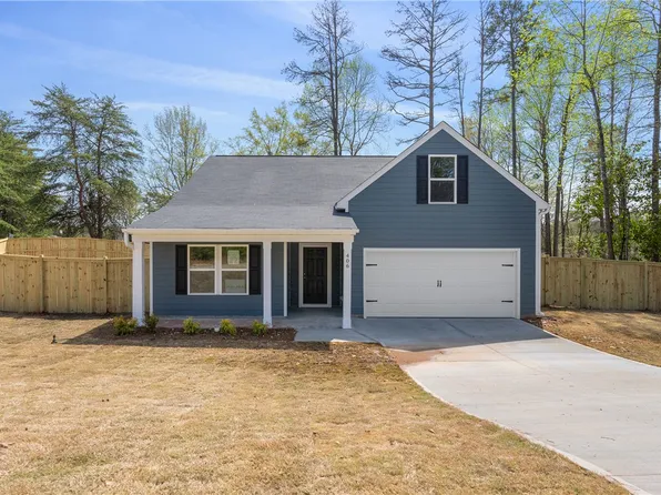 406 Kensington Cir, Seneca, SC 29672