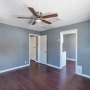 1 Bedroom 1 Bath — Photo 3