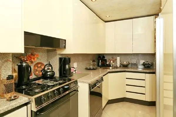 Sold by Trebach Realty | media 25