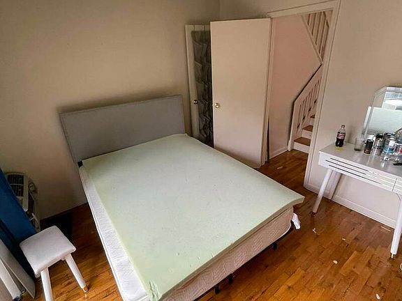 4th image of 329 E 63rd St APT 2C