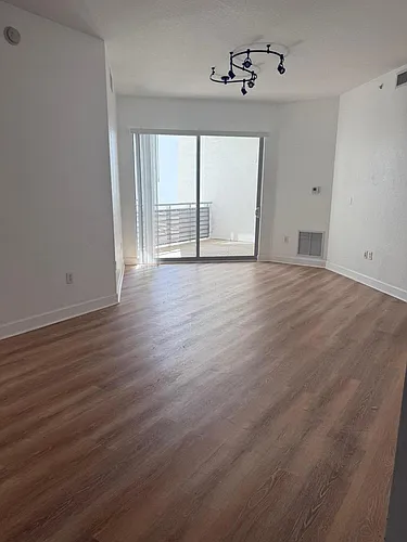 1830 Radius Dr #1220 Photo 1