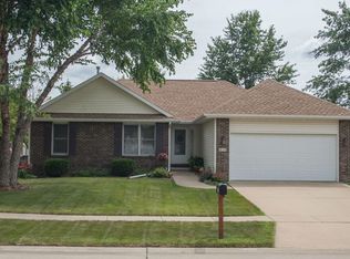 255 W 33rd Ave, Marion, IA 52302