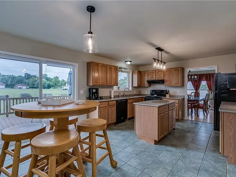 26202 Lafave Rd — Photo 7