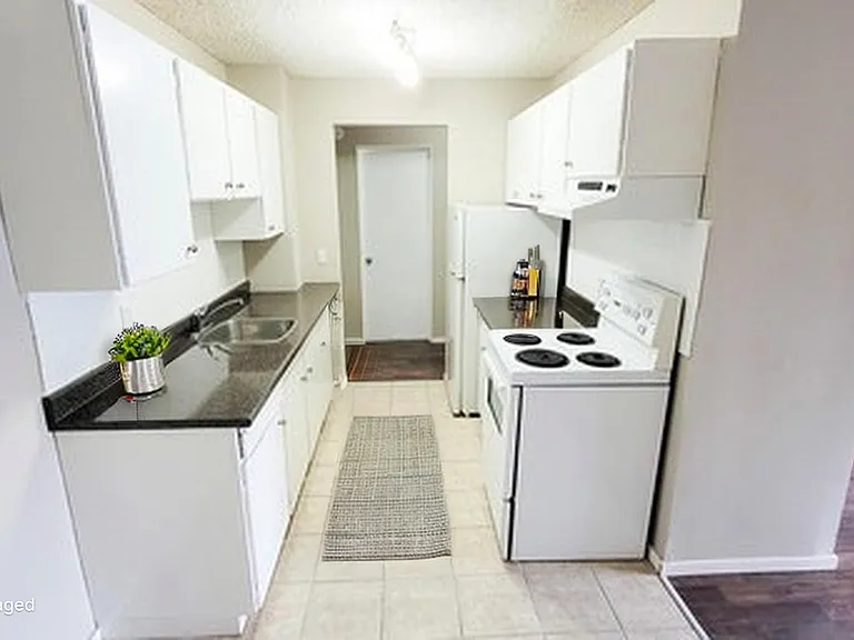 33298 Robertson Ave — Photo 1
