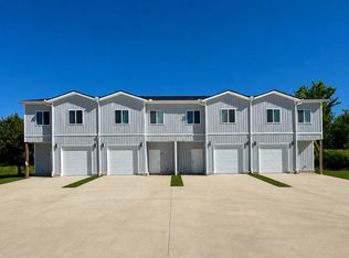 1806 Azlin Pl #C, Siloam Springs, AR 72761