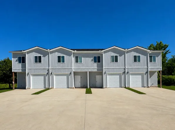 1806 Azlin Pl #C, Siloam Springs, AR 72761
