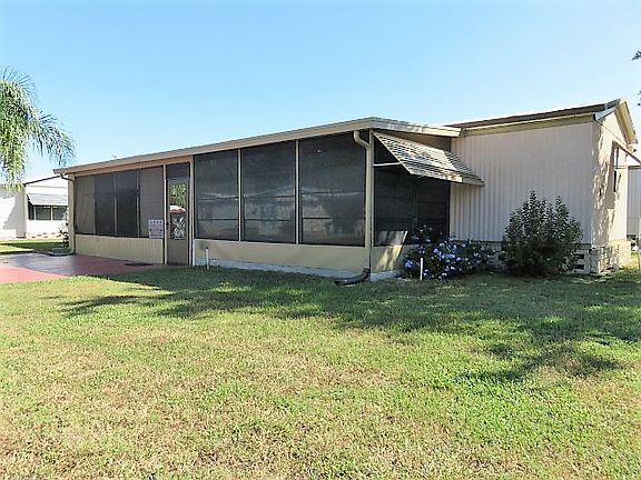 2nd image of 28 Lake Griffin Dr
