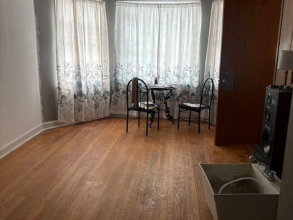 2nd image of 3451 N Kedzie Ave