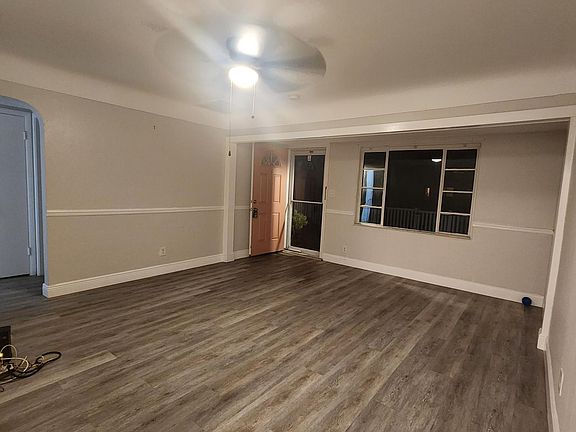 4th image of 6618 Dartmouth Ave N